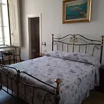 Palazzo Sersale Bed & Breakfast Neapel