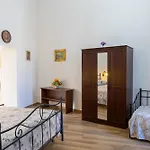Bed & Breakfast Palazzo Sersale 4*