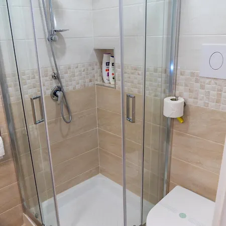 Palazzo Sersale 3* 那不勒斯